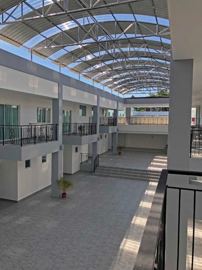 Aman Hills Hotel Kampong Timbunan Eksteriør bilde