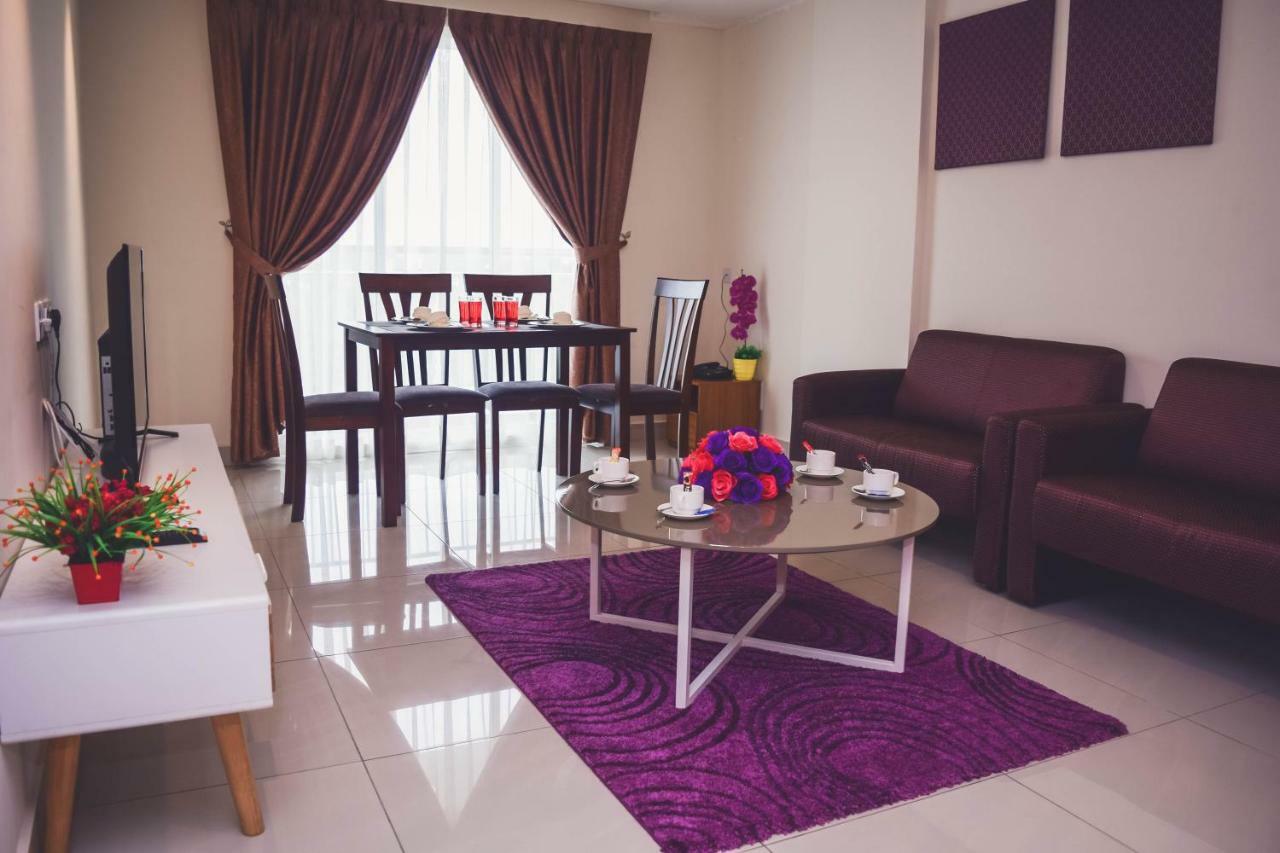 Aman Hills Hotel Kampong Timbunan Eksteriør bilde